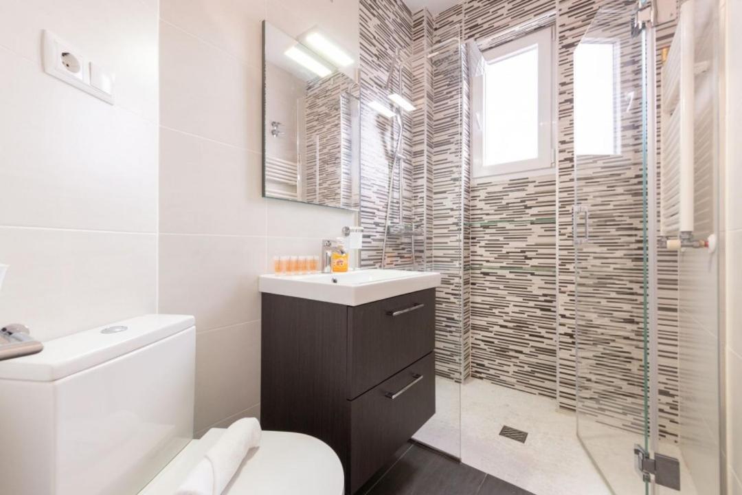 2Bd 1Bth Furnished - Nuevos Ministerios Apartment Madrid Exterior photo