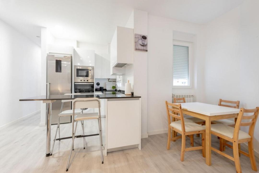 2Bd 1Bth Furnished - Nuevos Ministerios Apartment Madrid Exterior photo